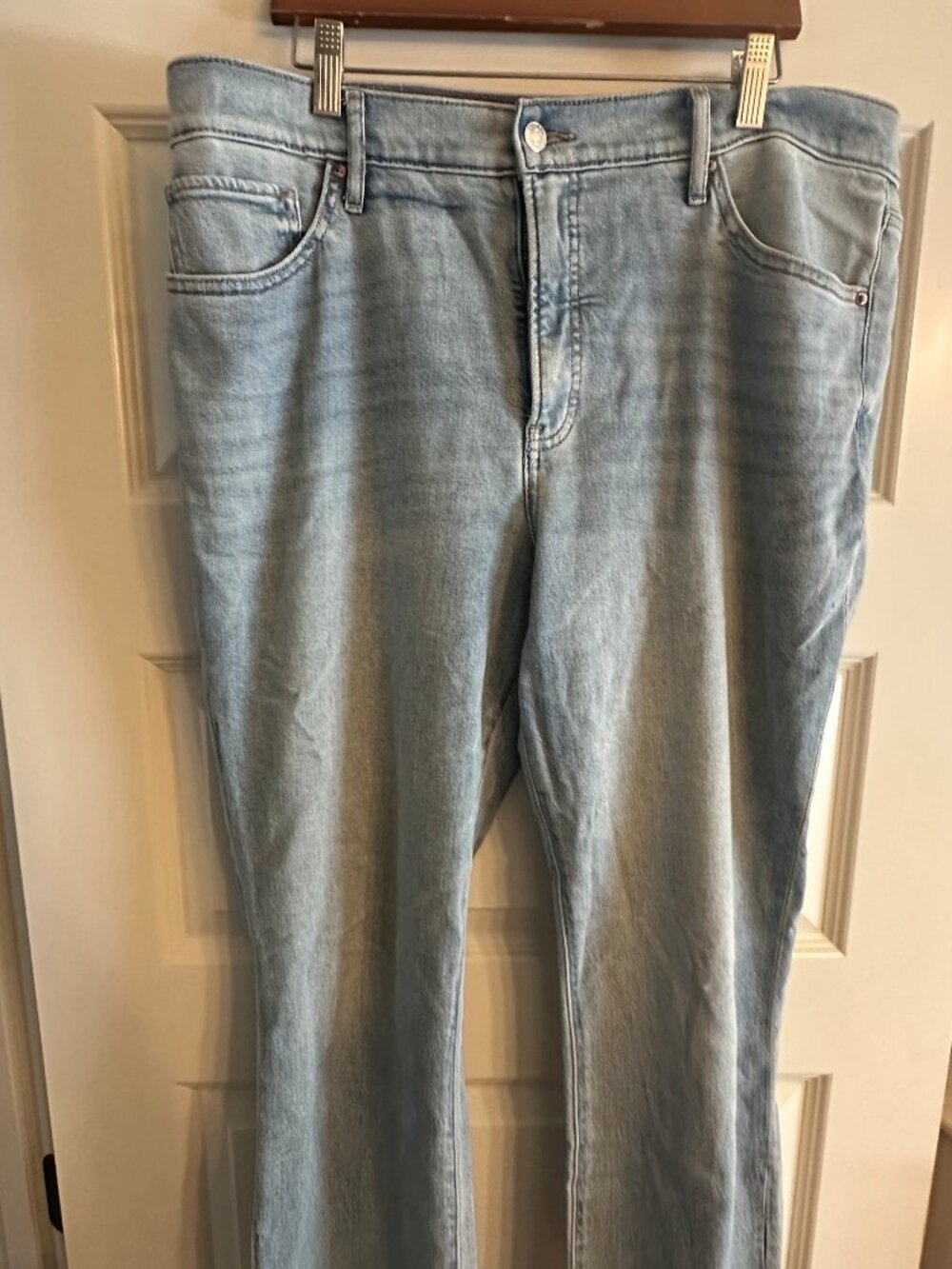 Express Cropped Flare Jeans